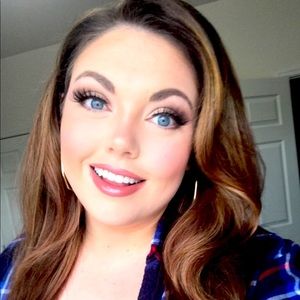 Meet your Posher, Jaelyn